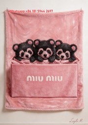 Luxury Miu Miu Hot Pink & Black Bear Cub Print Flannel Sofa Throw Blanket - Gift Box Design IMG_0512